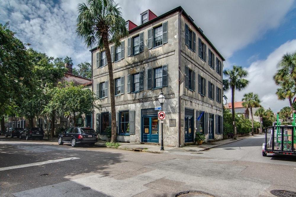 27 State Street Bed & Breakfast Charleston Exterior photo